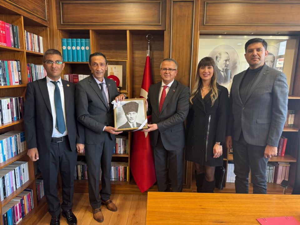 Milli Eğitim Bakanlığı Personel Genel Müdürü Bülent Çiftçi Ve Bakan Danışmanı İbrahim Sarıtaş'ı Ziyaret Ettik. Milli Eğitim Bakanlığı Personel Genel Müdürü Bülent Çiftçi Ve Bakan Danışmanı İbrahim Sarıtaş'ı Ziyaret Ettik.