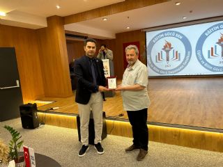 Eğitim Gücü Sendikası Adana Şubesi'nden Lider Öğretmen Semineri Ve Resim Sergisi