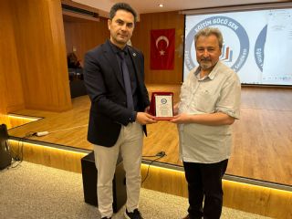 Eğitim Gücü Sendikası Adana Şubesi'nden Lider Öğretmen Semineri Ve Resim Sergisi