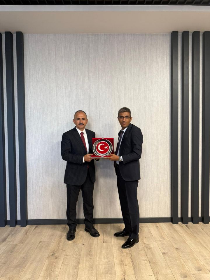 Ankara İl Millî Eğitim Müdürü Sayın Murat KÜÇÜKALİ’ye Ziyaret